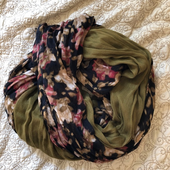 Urban Outfitters Accessories - Olive Green & Floral (2-Tone) Infinity Scarf